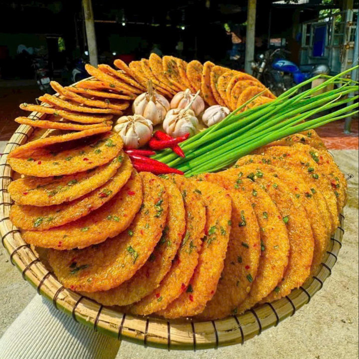 Cơm Cháy Mắm Hành Giòn Ngon Đậm Vị 10 Bịch - Winnie House