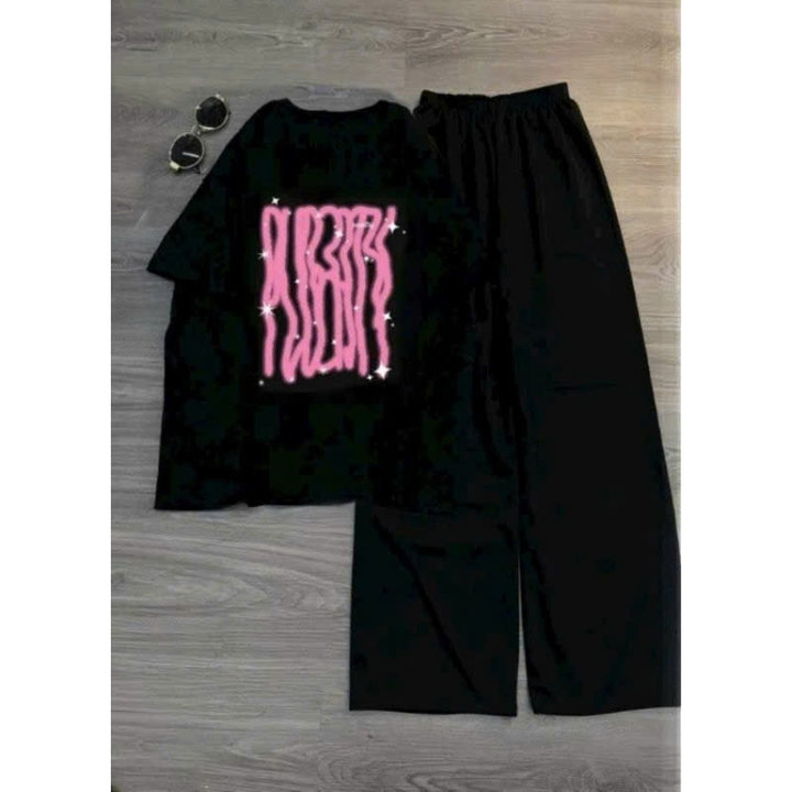 Alternative view of Tổng Hợp Các Set Quần Ống Rộng Cạp Chun Hách Dáng + Mix Kèm Áo Phông Form Rộng Unisex