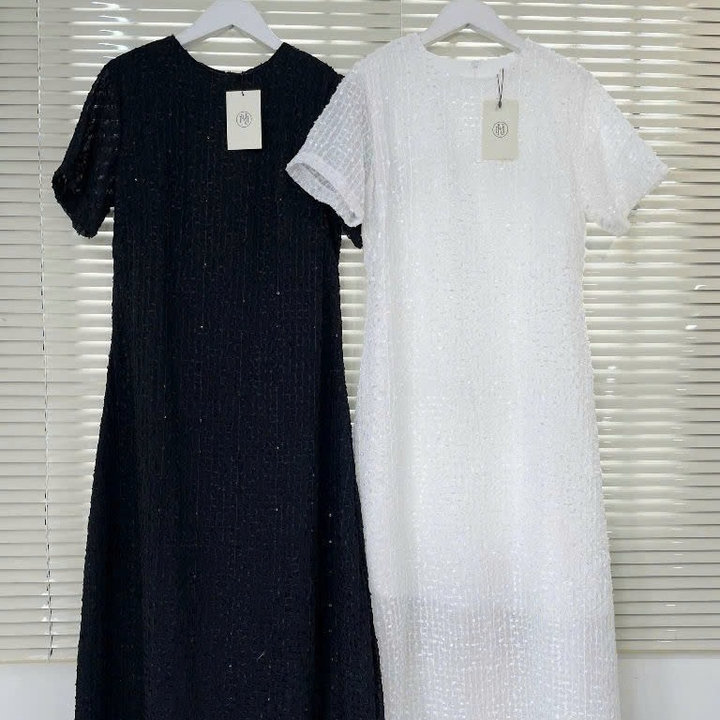 Alternative view of [shoppumi] Đầm Bewi Cổ Tròn Chất Liệu Tơ Hoa Có Lớp Lót Dáng Dài 2 Màu Sm Pumi