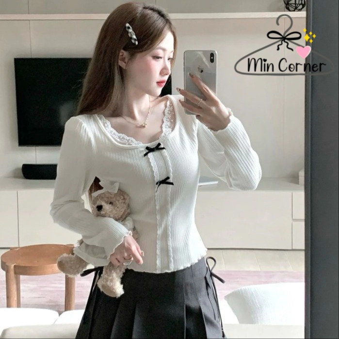 Alternative view of Áo Thun Len Dài Tay Kiểu Tiểu Thư Viền Bèo Cổ U Phối Ren Đính Nơ Phong Cách Hàn Quốc Ms114 - Min Corner