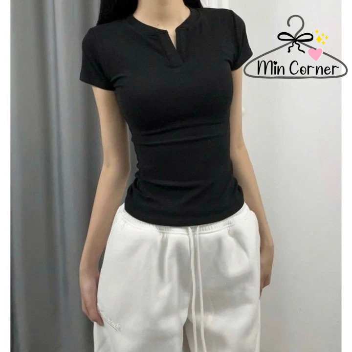 Alternative view of Áo Thun Cổ Trụ Tàu Ôm Body Cotton Ms126 - Min Corner