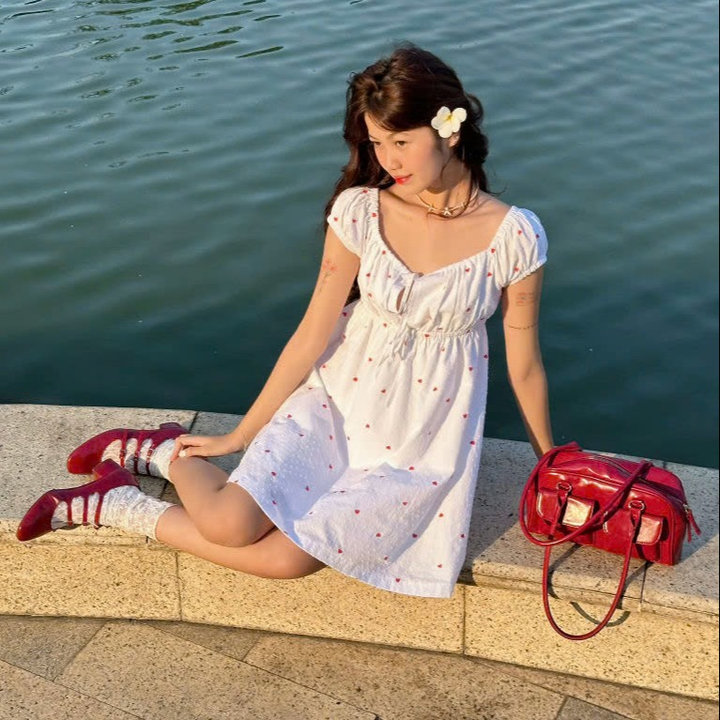 Alternative view of [shoppumi] Đầm Madi Nền Trắng Họa Tiết Tim Nhỏ Sm Pumi