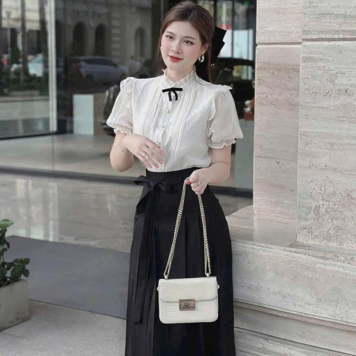 Alternative view of Set Áo Sơ Mi Lụa Tay Voan Mix Chân Váy Lưng Thun Khóa Kéo H95m110-sam Store