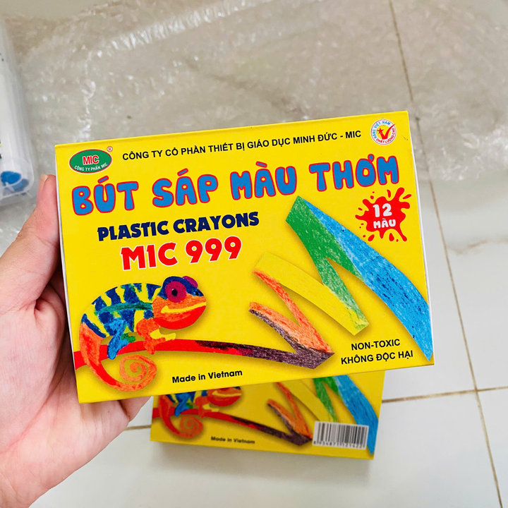 Hộp Màu Sáp Thơm Mic 999 12 Màu 032 - Lady's Passion