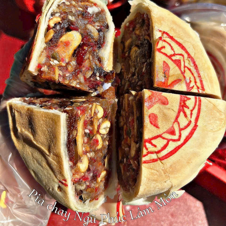 Alternative view of Bánh Pía Ngũ Phúc Lâm Môn: Hương Vị Truyền Thống, Dư Vị An Yên 580g - Winnie House