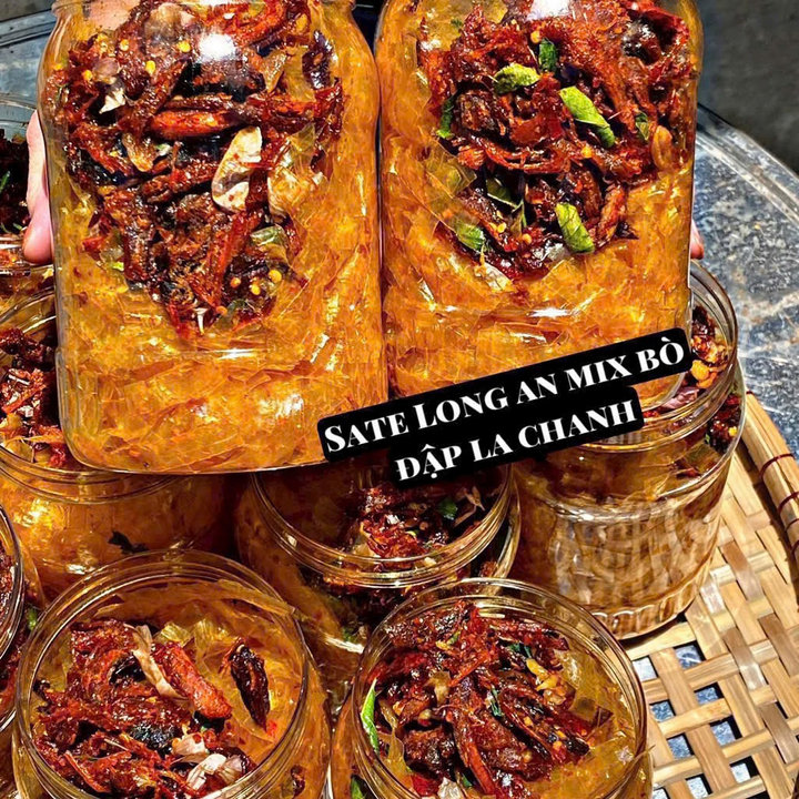 Bánh Tráng Sate Long An Mix Bò Đập Lá Chanh - Hũ 400gr Siêu Nhiều - Winnie House