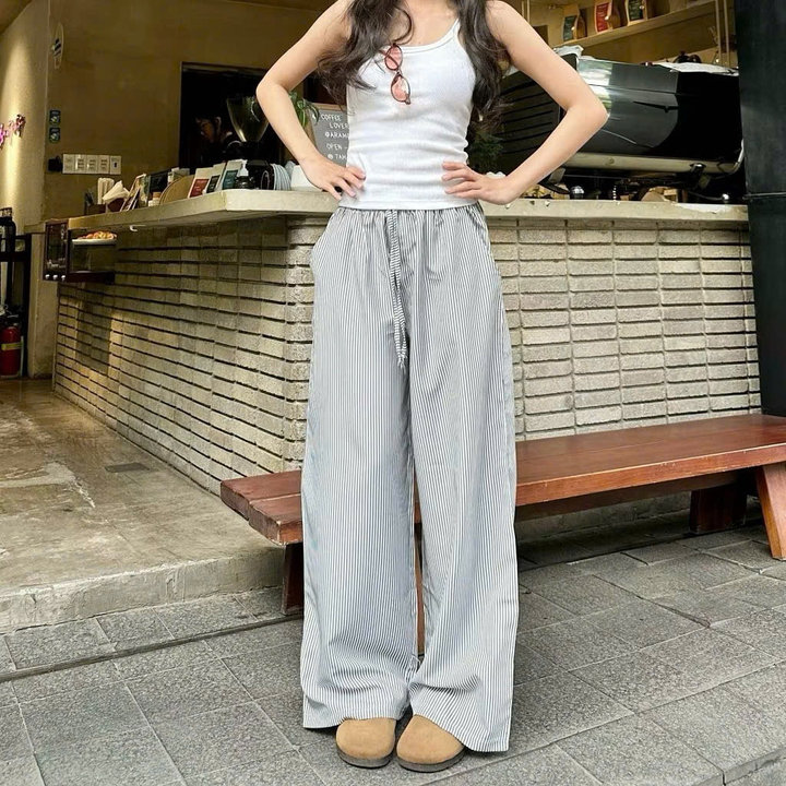 Alternative view of Quần Ống Rộng Kẻ Sọc Lưng Thun Dây Rút Gu60vf-sam Store