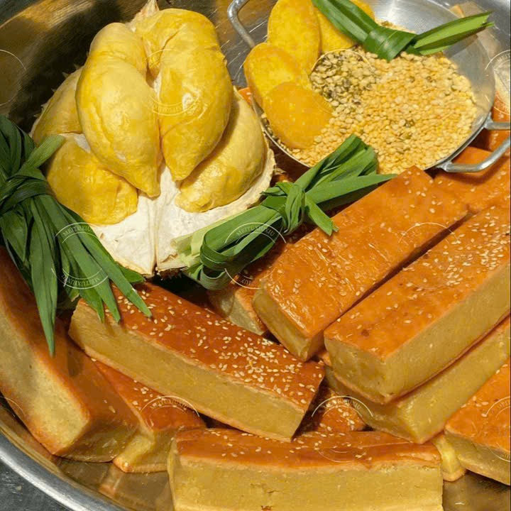 Alternative view of Bánh Đậu Xanh Sầu Riêng – Thơm Ngon, Bao Dẻo, Bao Thơm 450g - Winnie House