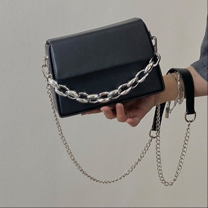 Alternative view of Túi Xách Nữ Dáng Hộp Form Cứng Phối Xích Chất Lừ, Mix Đồ Chuẩn Hàn Pp756 - Pipi Store