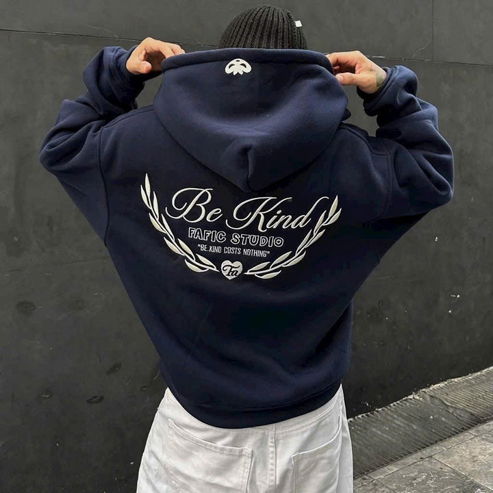 Alternative view of Áo Khoác Nỉ Nam Nữ Có Nón Họa Tiết Bekind - Htm Fashion