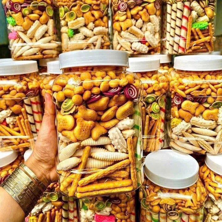 Bánh Quê Mix 6 Vị Tuổi Thơ Ngập Tràn Kỷ Niệm 500g - Winnie House