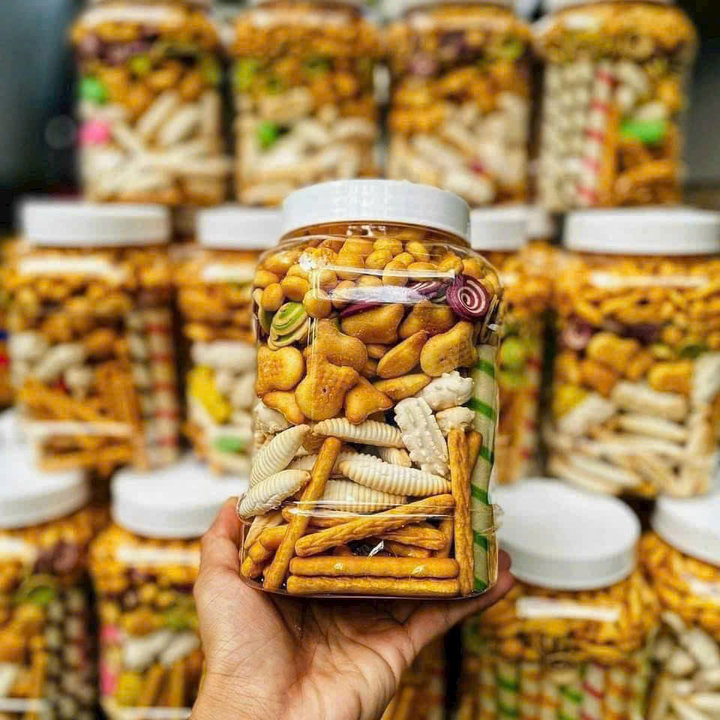 Alternative view of Bánh Quê Mix 6 Vị Tuổi Thơ Ngập Tràn Kỷ Niệm 500g - Winnie House