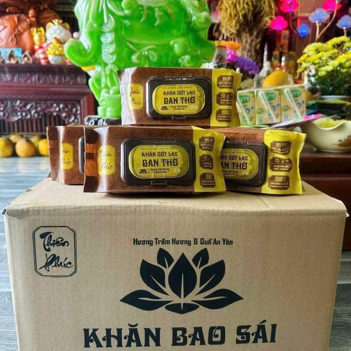 Alternative view of Giấy Ướt Lau Ban Thờ Thiên Phúc