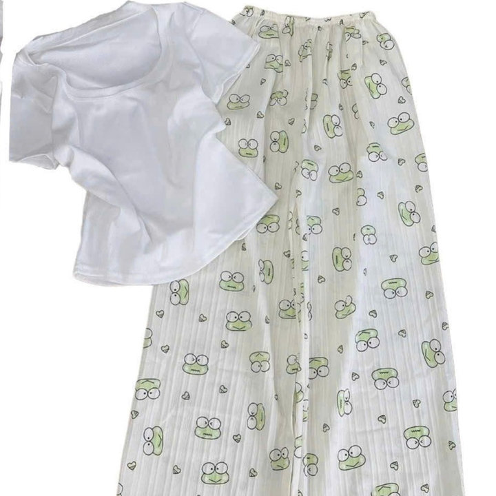 Alternative view of Tổng Hợp Các Sét Bộ Quần Hoạt Hình +mix Áo Thun Tăm Croptop Trơn