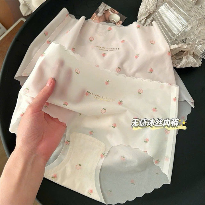 Quần Lót Su Dâu Siêu Dễ Thương Loại 1 Từ 40-60kg Dành Cho Nữ