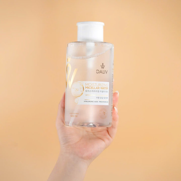 Alternative view of [tặng Bông Tẩy Trang ] Nước Tẩy Trang Daliv Dưỡng Ẩm Da 500ml