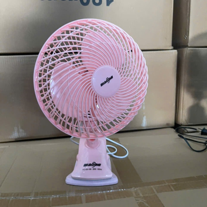 Quạt Cắm Điện Quay Tự Động 180 Độ Quạt Mini Cao Cấp Lõi Đồng 2 Số Để Bản Hoặc Kẹp Thích Hợp Văn Phòng - Qmba01 - Zinpro