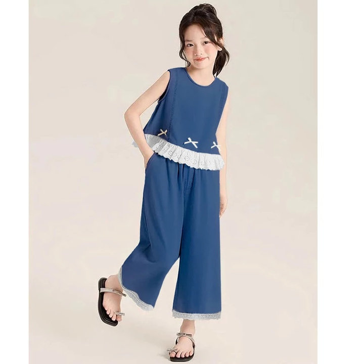 Alternative view of Set Đồ Jean Bò Giấy Bé Gái Áo Xòe Đính Nơ & Quần Ống Suông Viền Ren – Mềm Nhẹ, Dễ Thương Từ 12-45kg Dành Cho Bé Gái