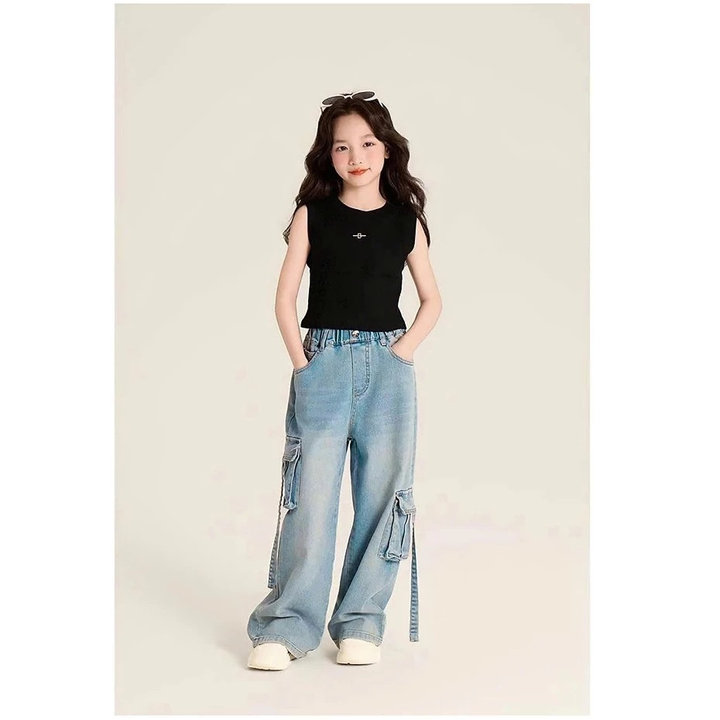 Alternative view of Quần Jean Ống Suông Túi Hộp Dây Bé Gái Phong Cách Hàn, Jean Cotton Mềm Nhẹ – 2 Màu Cá Tính Từ 18-50kg Dành Cho Bé Gái