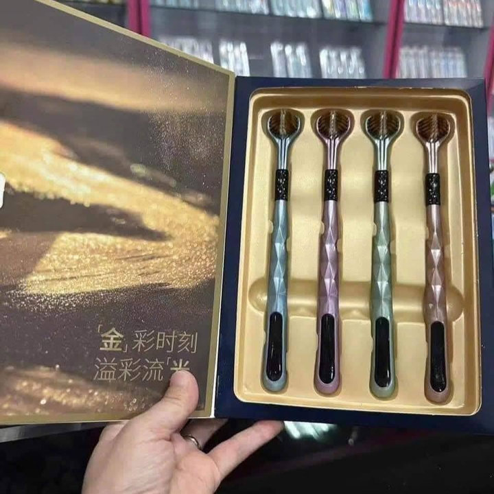 Bộ 4 Chiếc Lông Mềm, Bàn Chải Đánh Răng Đa Chiều Chải 3 Mặt
