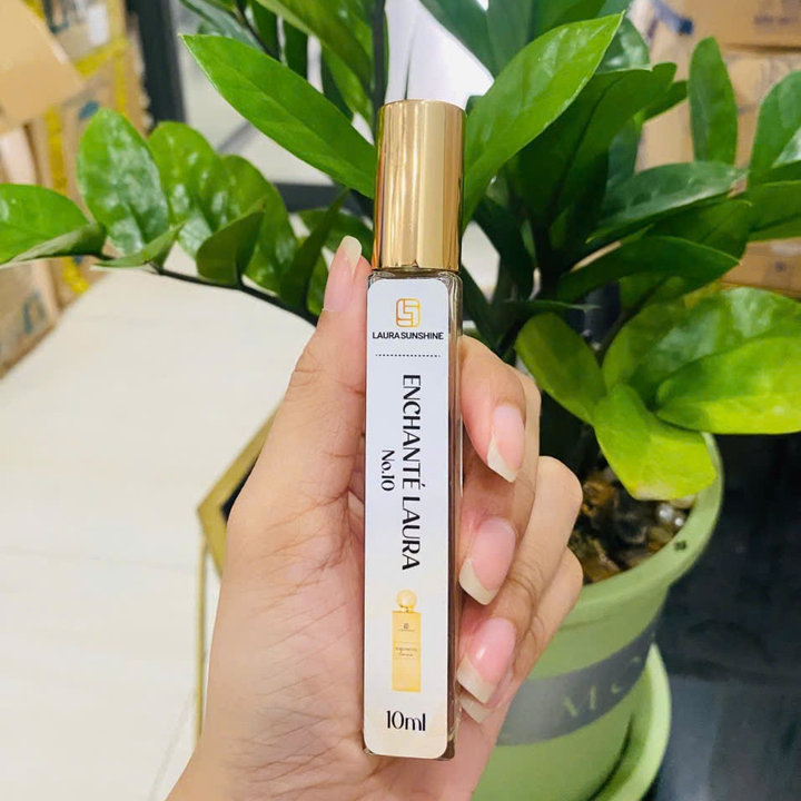Alternative view of Laura Sunshine - Nước Hoa Nam No.10 Enchanté Laura 10ml