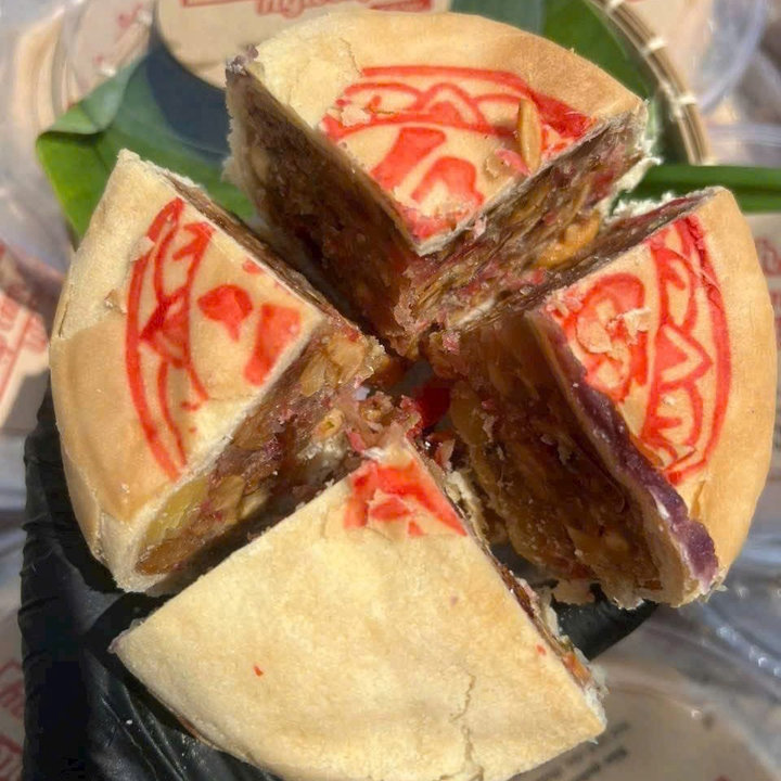Bánh Pía Chay Ngũ Phúc Lâm Môn – May Mắn & An Lành 580g - Winnie House