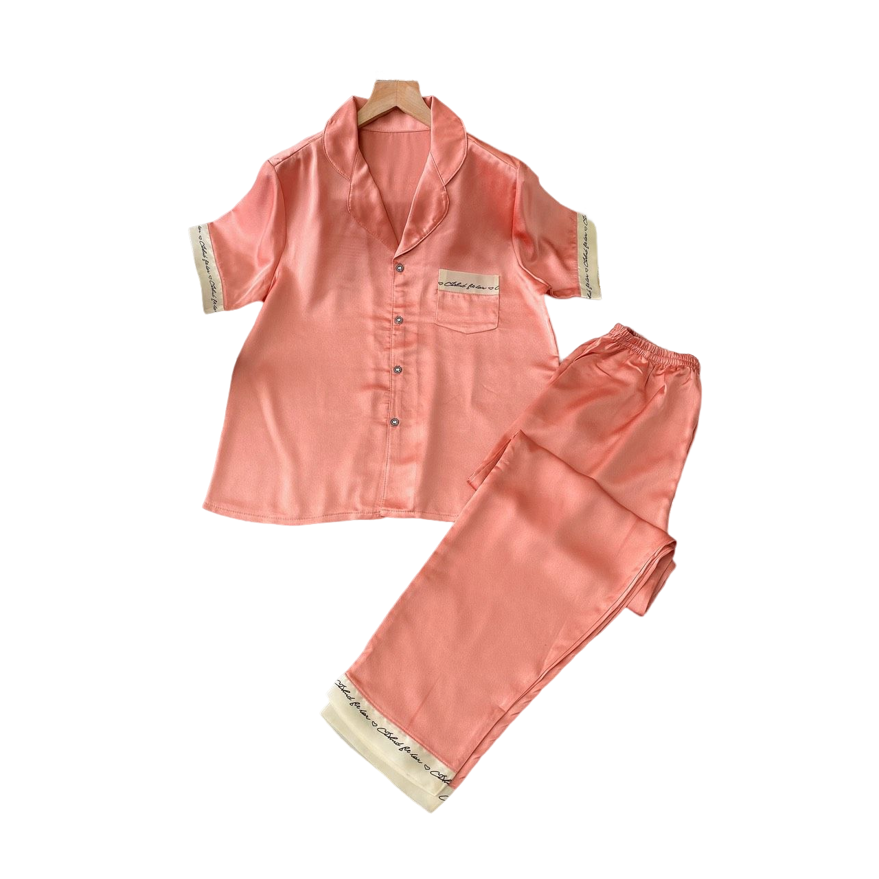 Alternative view of Bộ Pijama Chữ Ký Tay Ngắn Quần Dài - Lê Phương Boutique