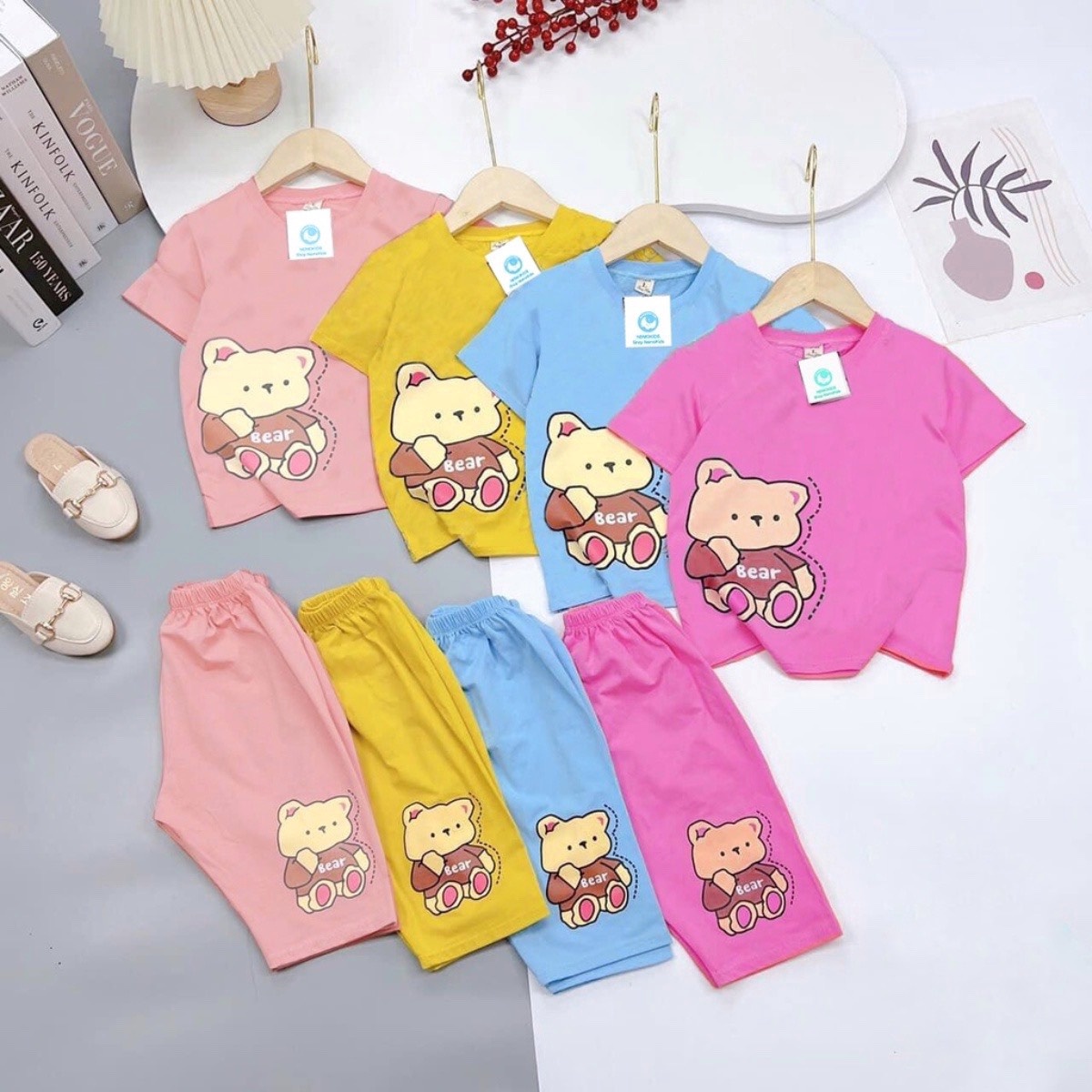 Bộ Đồ Lửng Bé Gái In Hình Gấu Bear Đáng Yêu - Be Yourself
