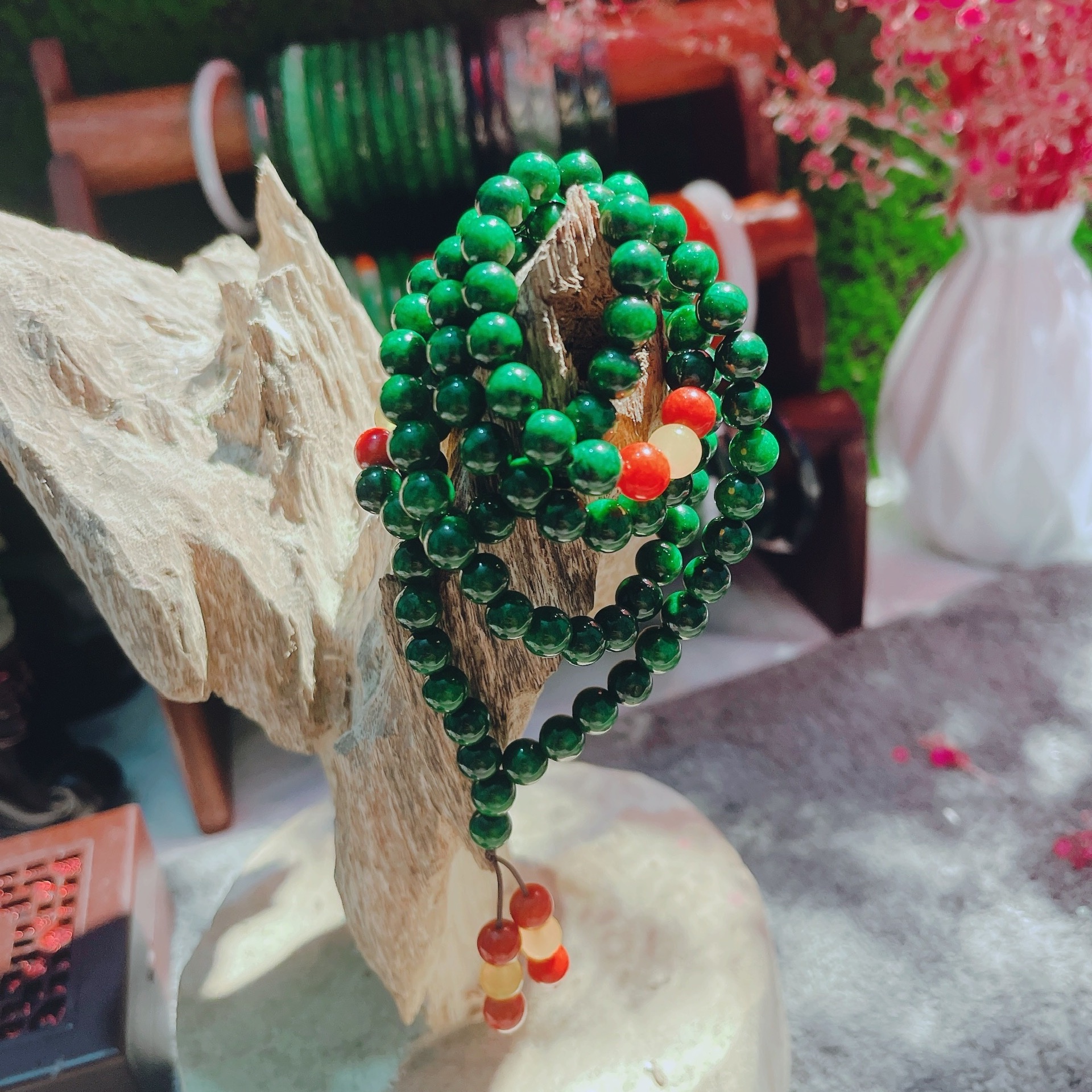 Alternative view of Chuỗi Vòng Cổ Ngọc Cẩm Thạch Sơn Thủy Thiên Nhiên - Thắng Giang