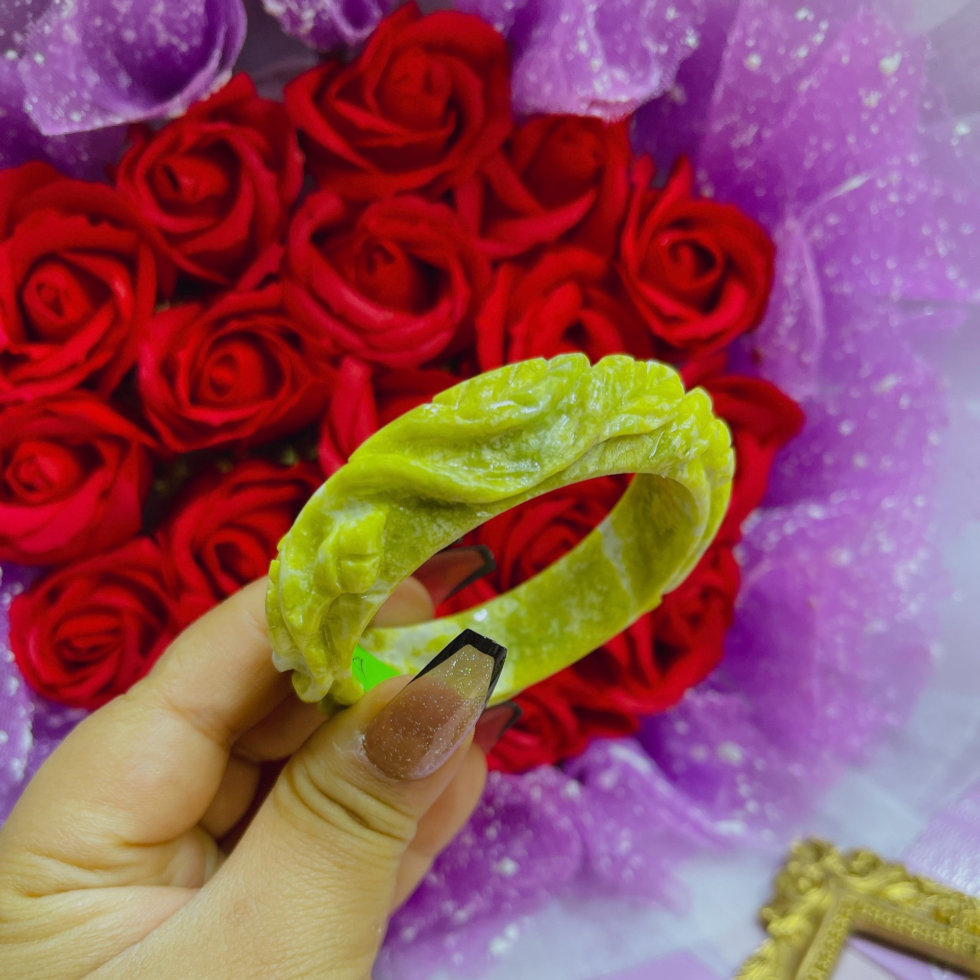 Vòng Tay Đá Serpentine Vàng Trạm Khắc Hoa Văn Thiên Nhiên - Thắng Giang