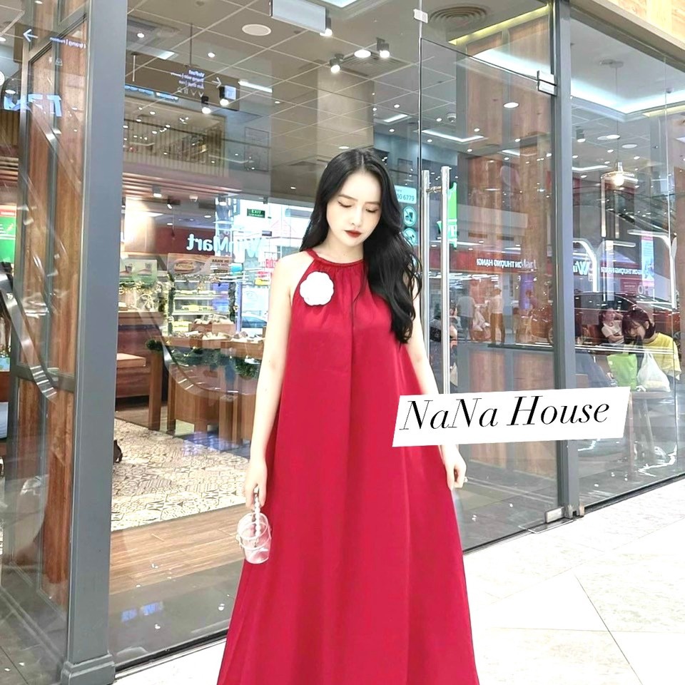 Alternative view of Váy Maxi Đi Biển Cổ Yếm Dáng Dài Đính Bông Sang Trọ Nana Freesize < 55kg S30- Nana House