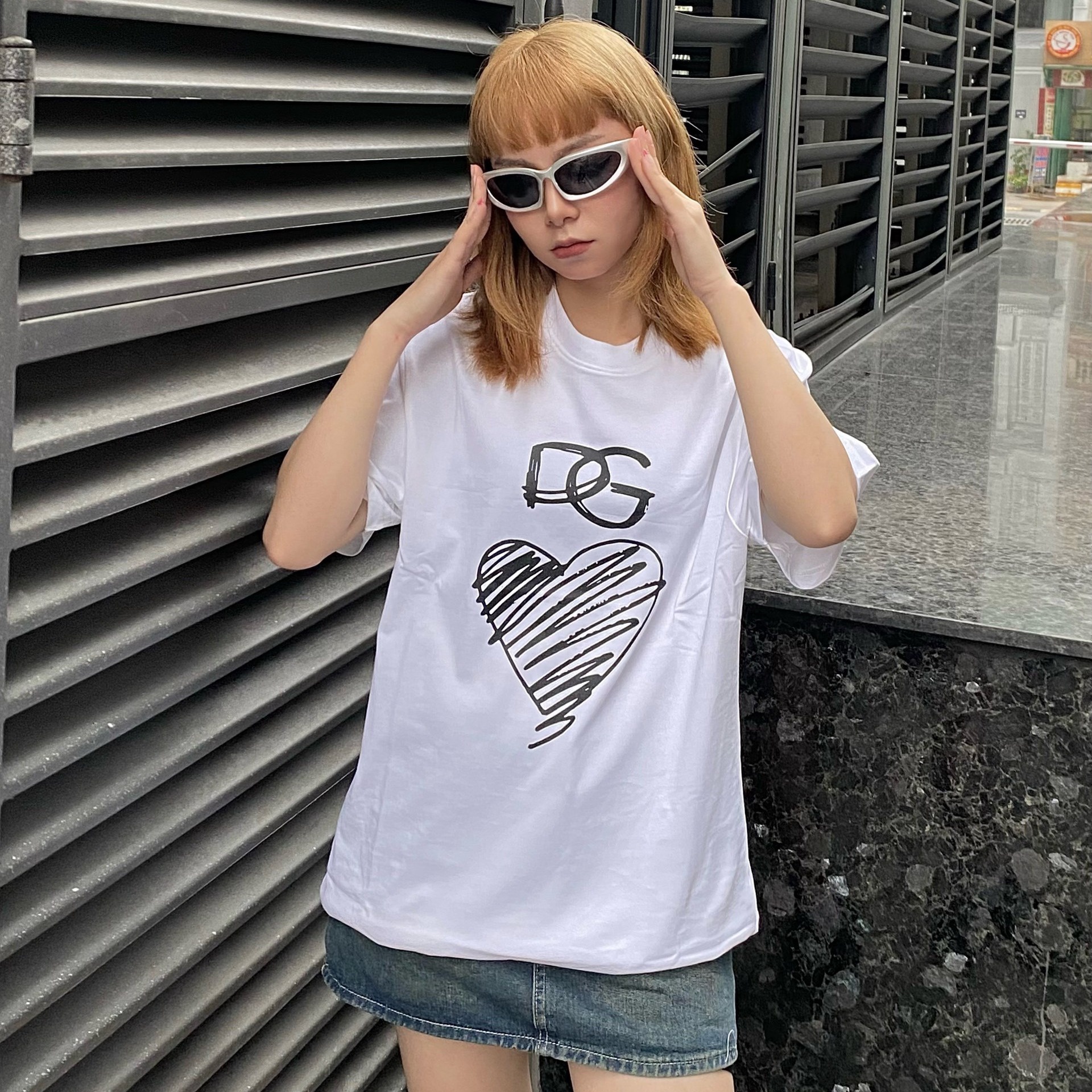 Áo Thun Tay Lỡ Unisex Dg Mẫu Mới Yêu Không Đường Lui - Chốt Đi Store