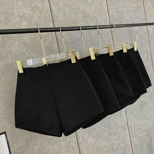 Alternative view of Quần Short Nữ Chất Umi Co Dãn Kèm Khóa Kéo Sau Qsumi - Chipxinhxk
