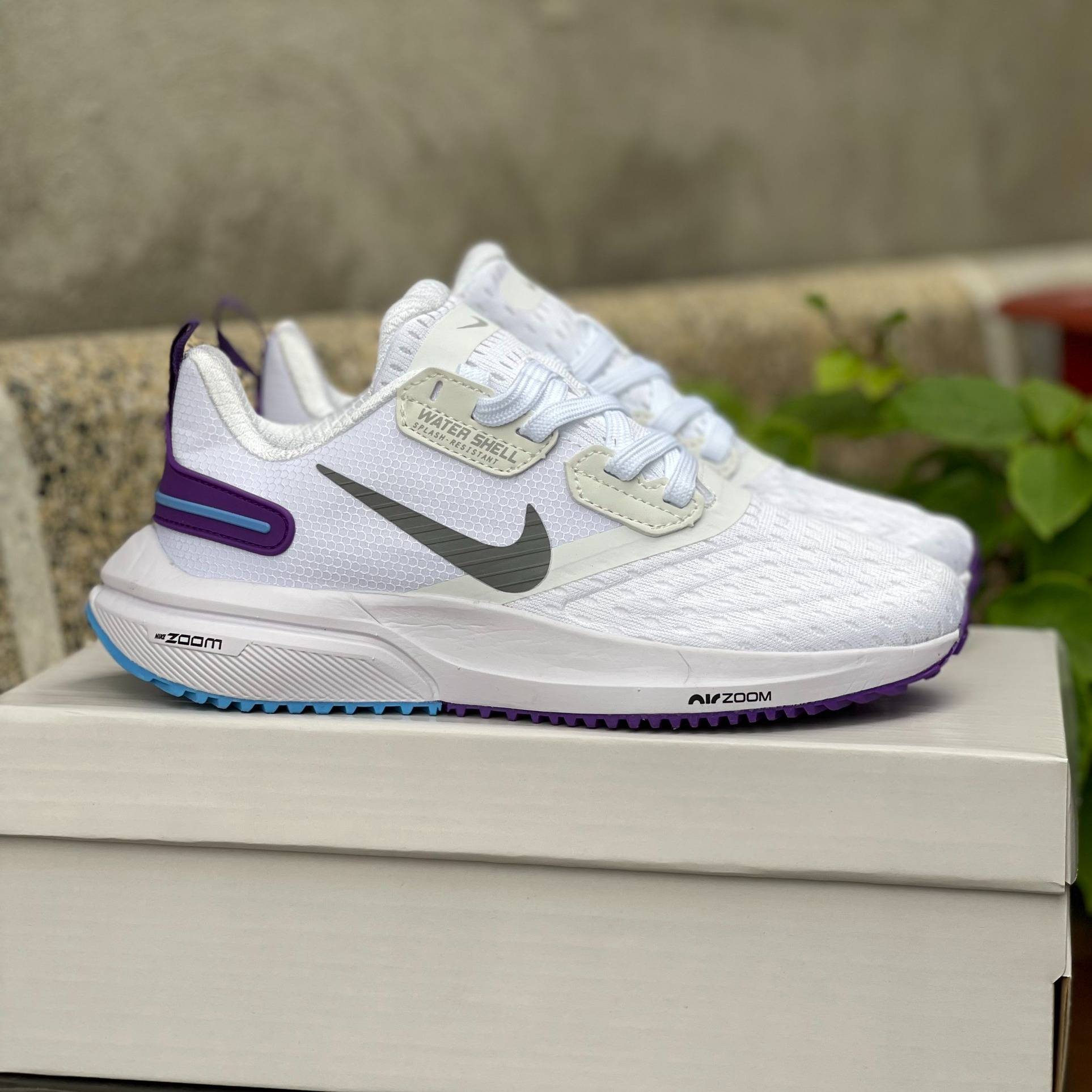 Alternative view of Giày Thể Thao Nữ Nike Zoom Trắng Viền Tím Cổ Thấp Thiết Kế Thời Trang Bền Chắc, Êm Chân Khi Vận Động Nikez01 - Chốt Đi Store