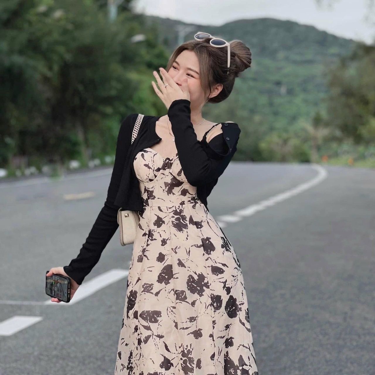 Alternative view of Set Đầm Xòe Dài Kem Áo Khoác ( Váy Có Thun Lưng ) V146 - Cloudy Dress