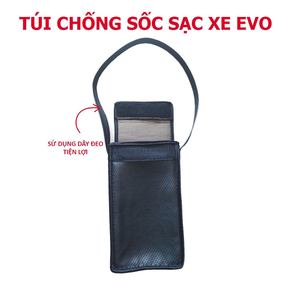 Alternative view of Túi Đứng Chống Sốc Sạc Vinfast Evo 200 Bằng Da Carbon
