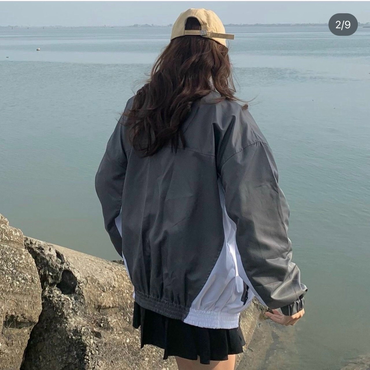 Alternative view of Áo Khoác Dù Nhẹ Cổ Cao In Logo Phối 2 Tông Màu Kiểu Dáng Nam Nữ Unisex - Htm Fashion