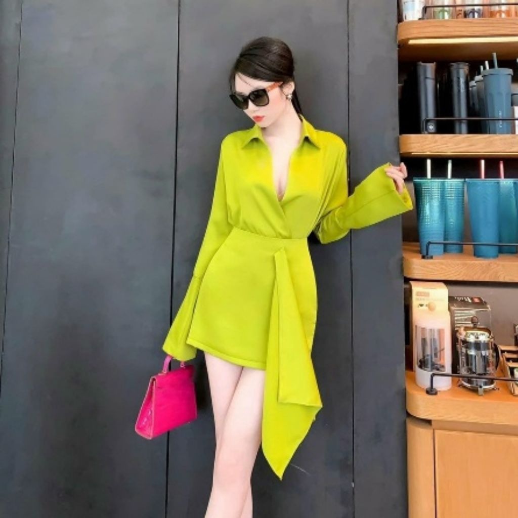 Alternative view of Set Áo Sơ Mi Tay Dài Kèm Chân Váy Chữ A Chất Tuyết Nhung M934 - Lisa