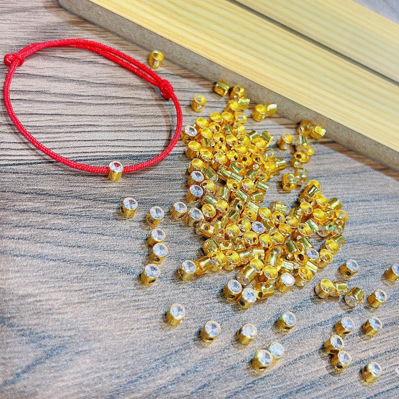 Vòng Tay Chỉ Đỏ Kim Có Thẻ Hóa Đơn - Thắng Giang