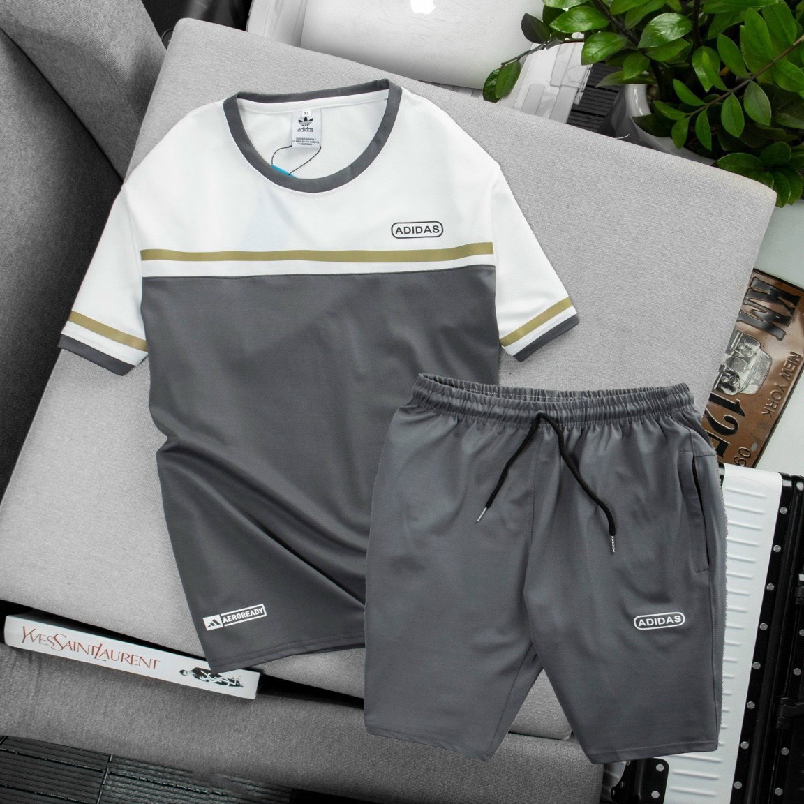 Alternative view of Bộ Thể Thao Nam Cổ Tròn Cộc Tay Vải Cotton Cá Sấu Cao Cấp In Adidas - Men's Style