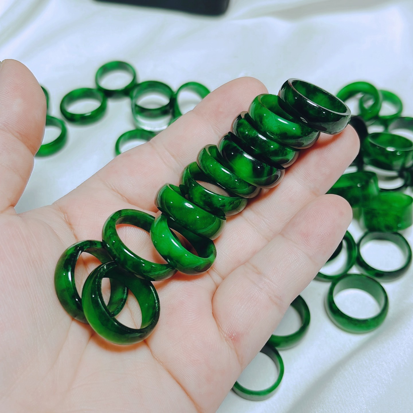Nhẫn Nhỡ Ngọc Cẩm Thạch Sơn Thủy Thiên Nhiên - Thắng Giang