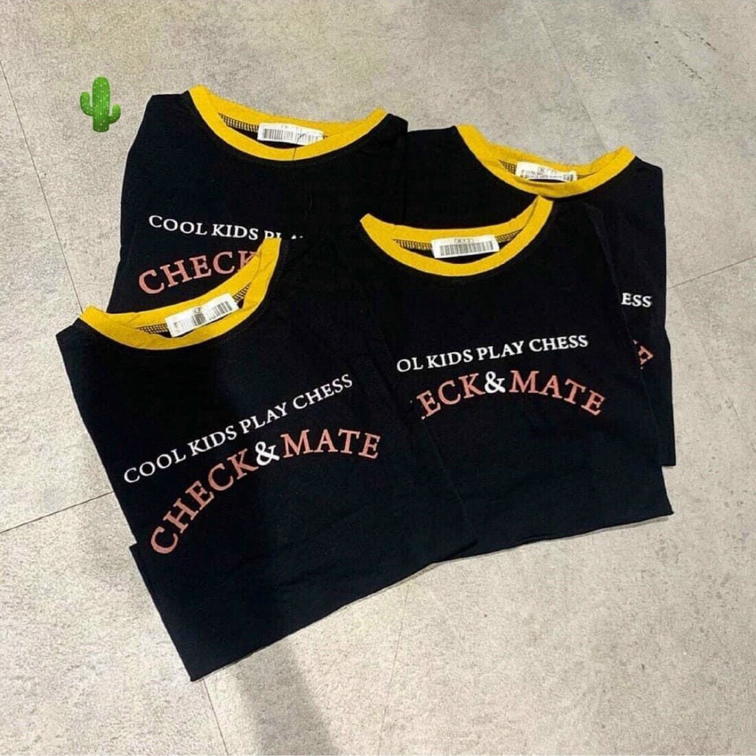 Alternative view of Áo Thun Nữ Croptop Cổ Tròn Tay Ngắn Check & Mate - Ausa House