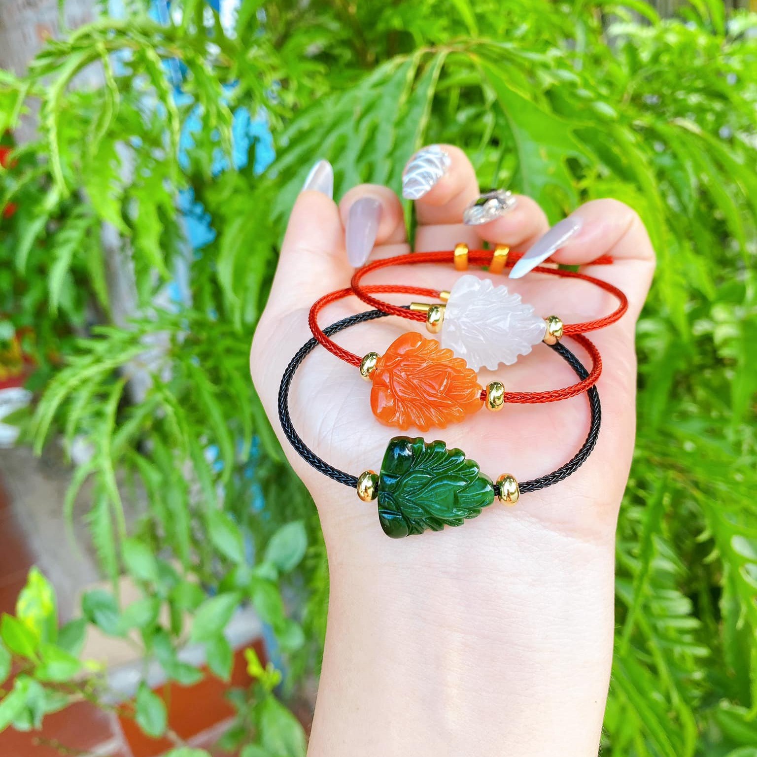 Vòng Tay Hồ Ly Chúa Ngọc Cẩm Thạch Đã Sên Phép Thiên Nhiên - Thắng Giang