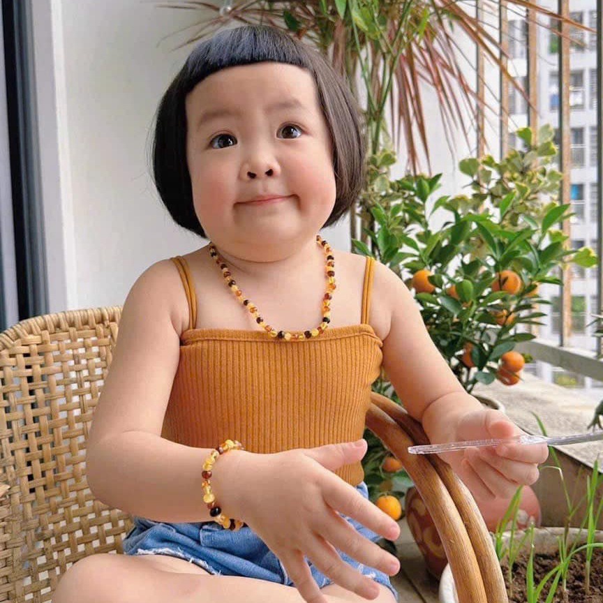 Bộ Trang Sức Hổ Phách Thiên Nhiên Dành Cho Bé - Thắng Giang