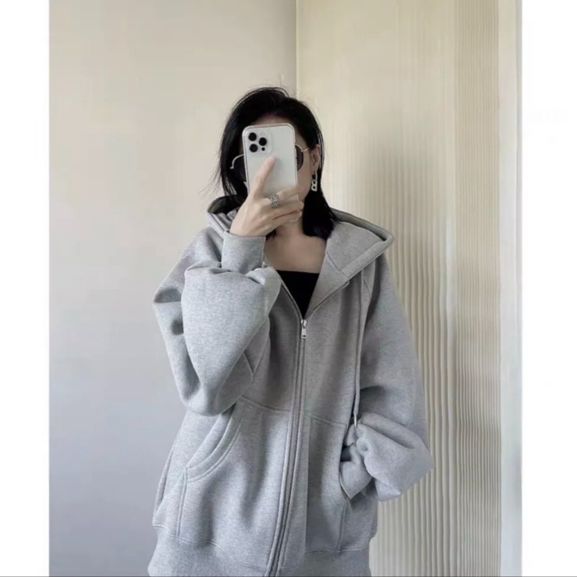 Alternative view of Áo Khoác Nỉ Hoodie Trơn Unisex - Tay Phồng Dài Form Rộng Có Mũ Dáng Suông Ulzzang