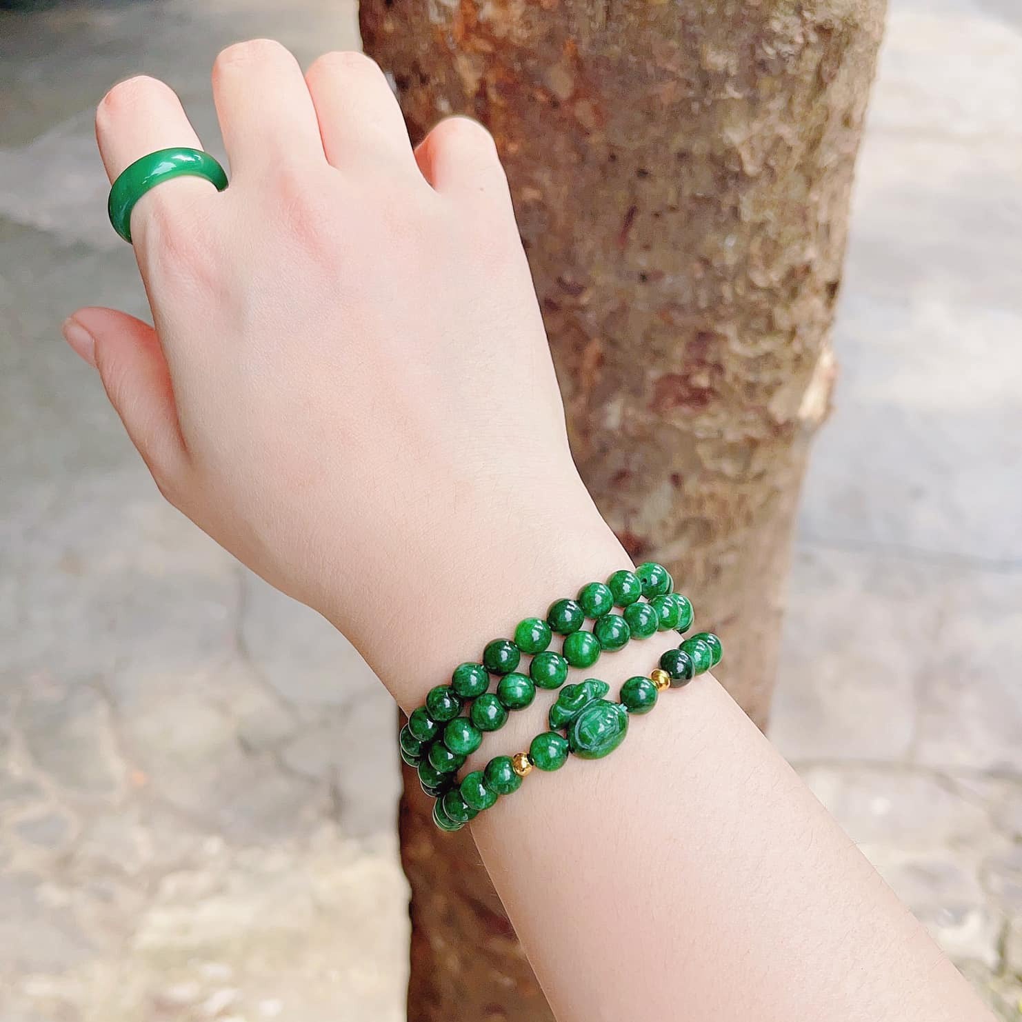 Alternative view of Bộ Trang Sức Charm Ngọc Cẩm Thạch Thiên Nhiên Cuấn Ba - Thắng Giang