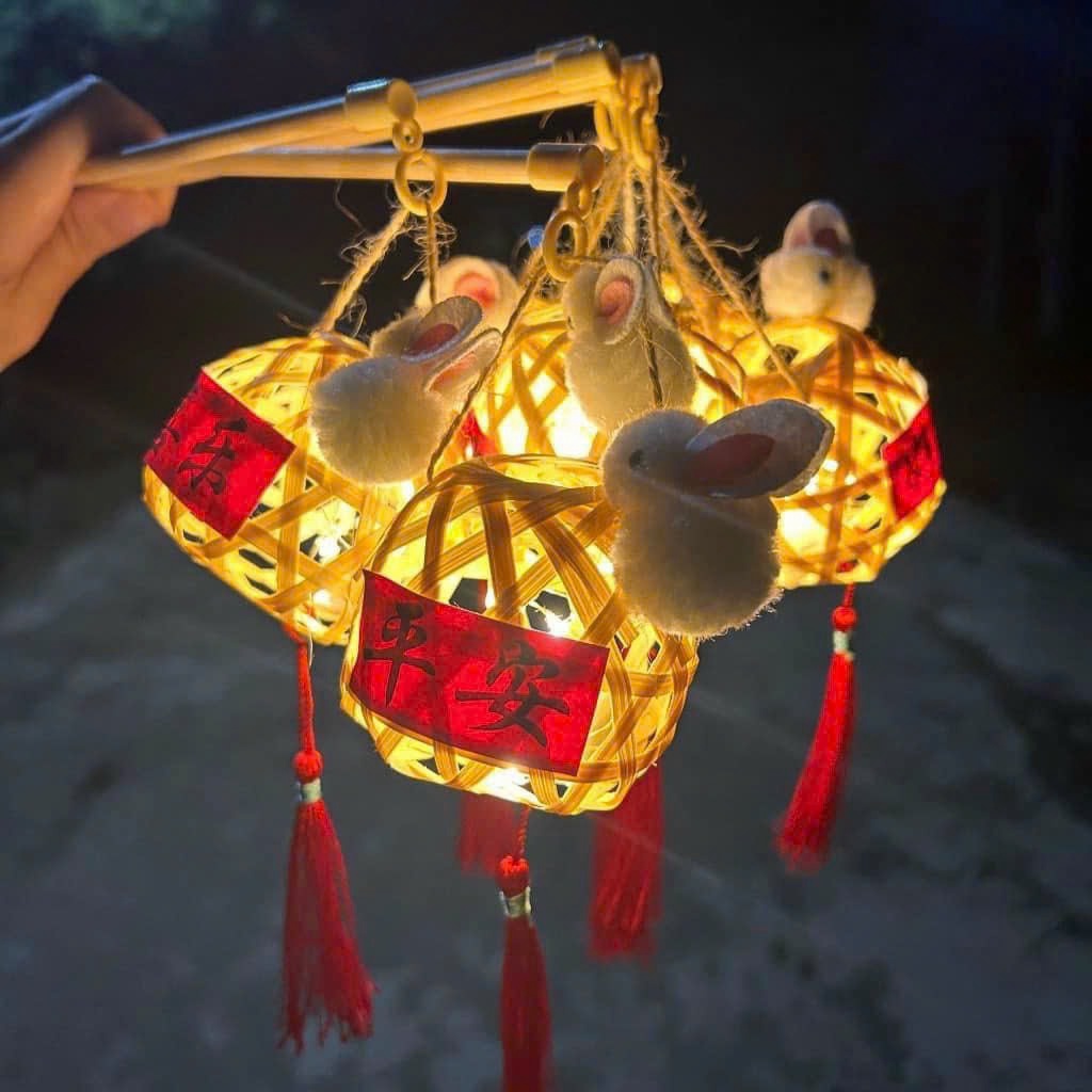 Alternative view of Đèn Lồng Thỏ Trung Thu Phát Sáng Dễ Thương Hot Hit - Minh Ngọc