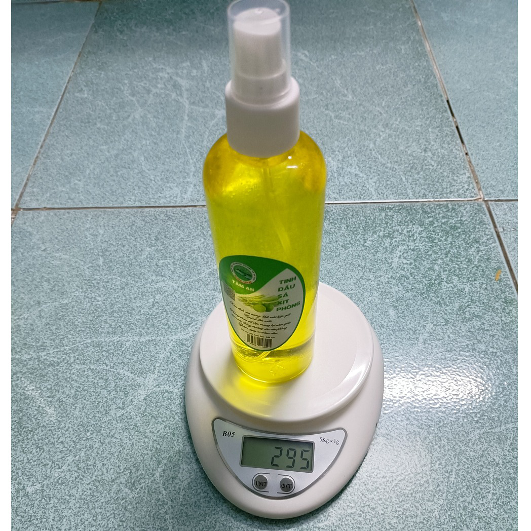Alternative view of Tinh Dầu Xả Xịt Phòng Nguyên Chất 100% Thiên Nhiên 300ml Ctb428 - Bechip
