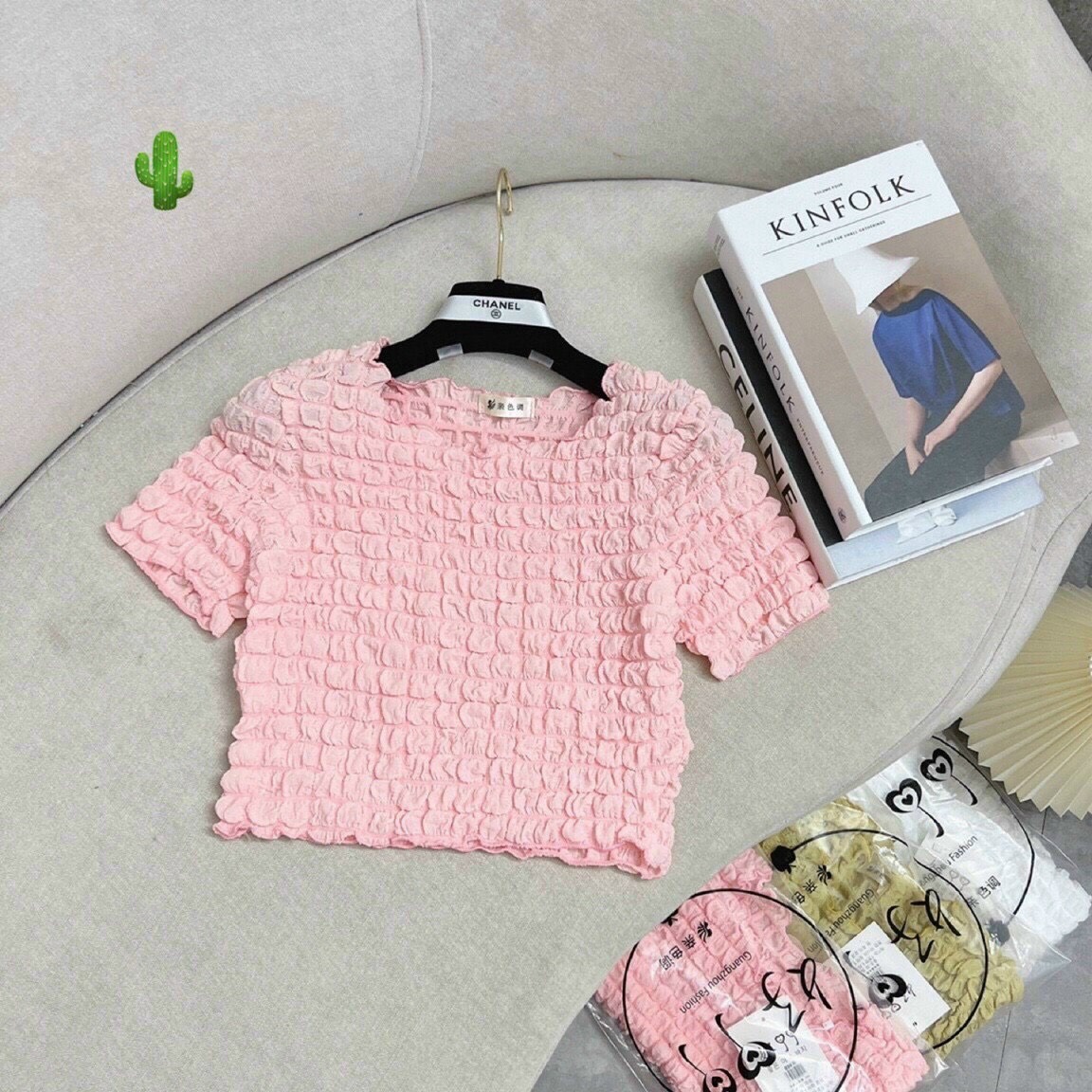 Áo Nữ Croptop Cổ Tròn Tay Ngắn Vải Xốp - Ausa House